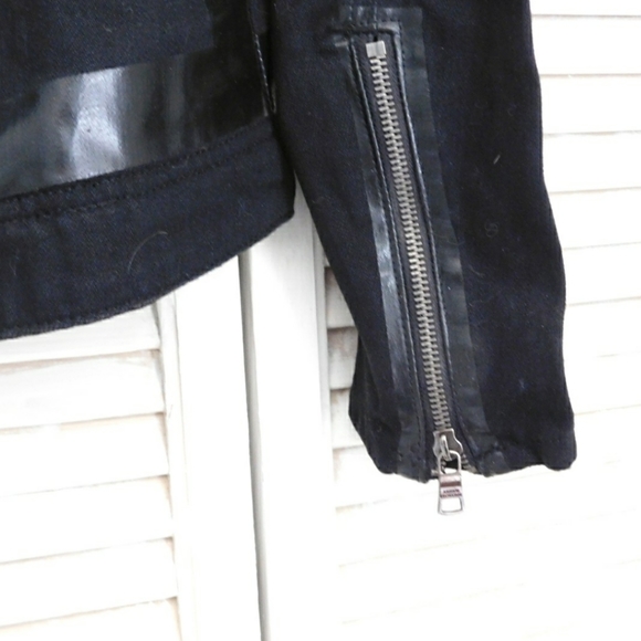 VTG ARMANI EXCHANGE WMNS BLK LTHR TRIM MOTO JACKET - Picture 5 of 7